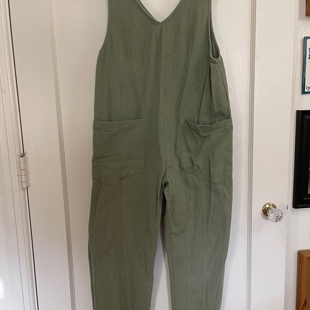 Double Zero Olive Green Sleeveless Jumpsuit